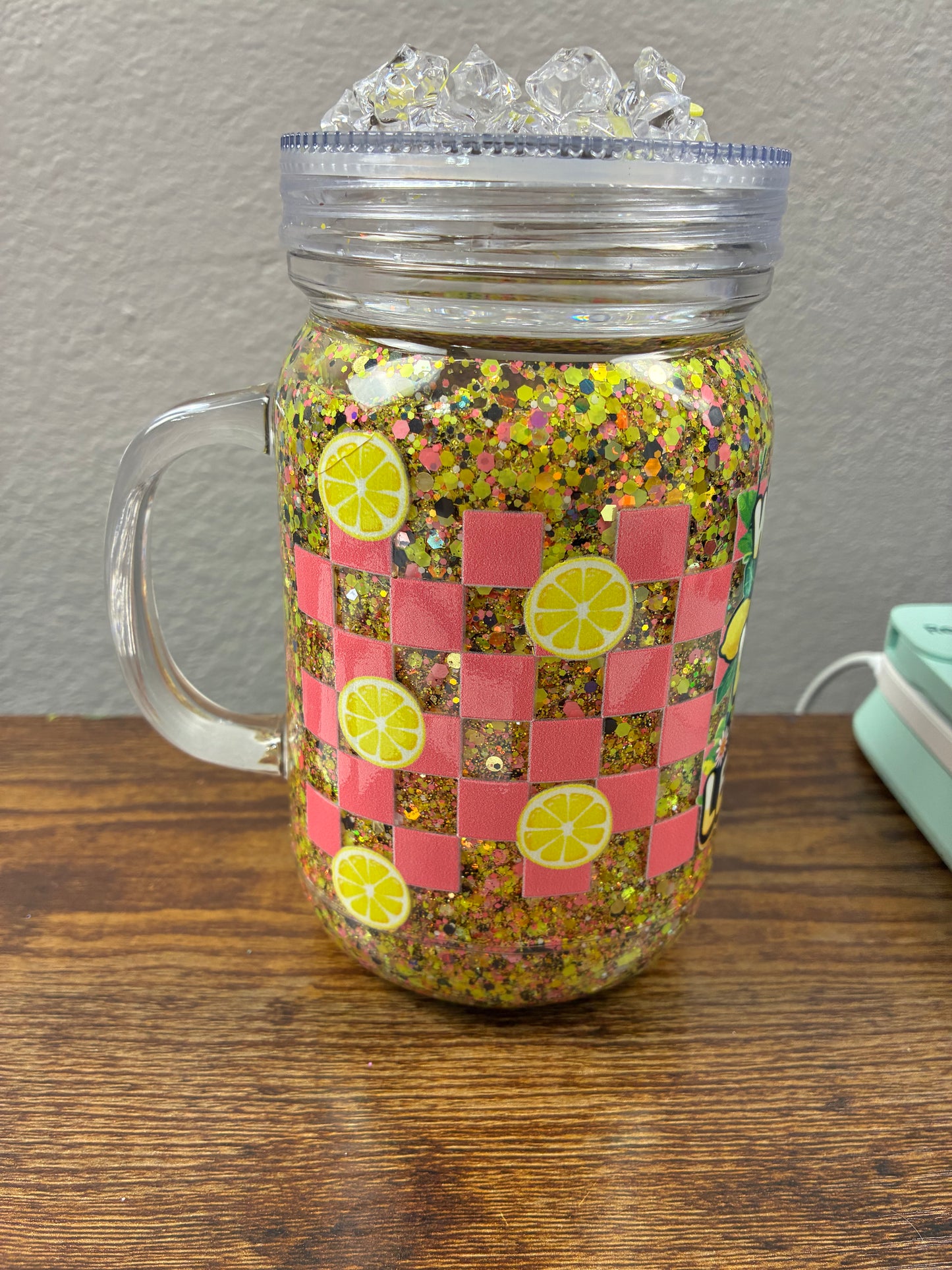 20 oz snowglobe READY TO SHIP