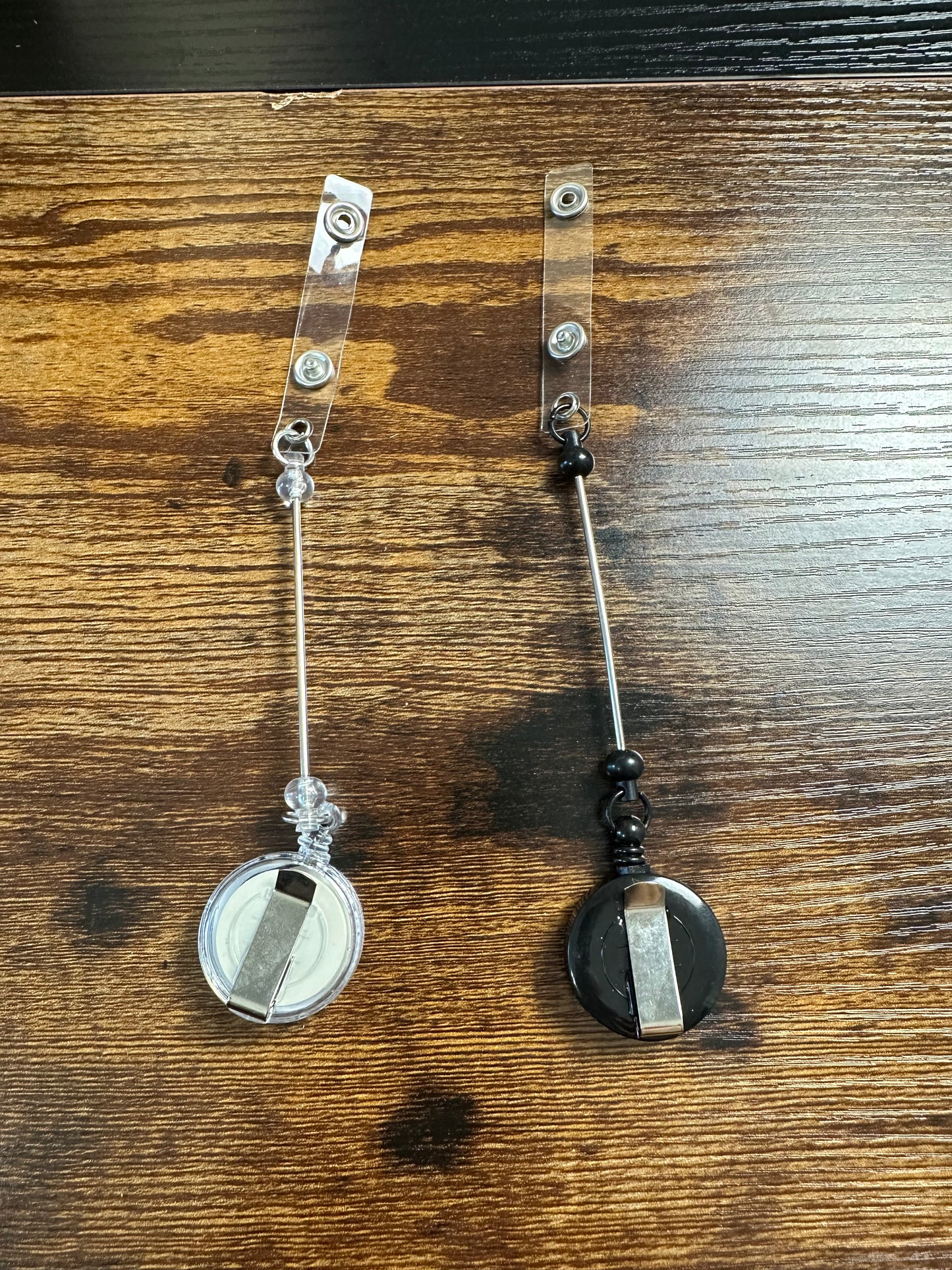 Beadable badge reel