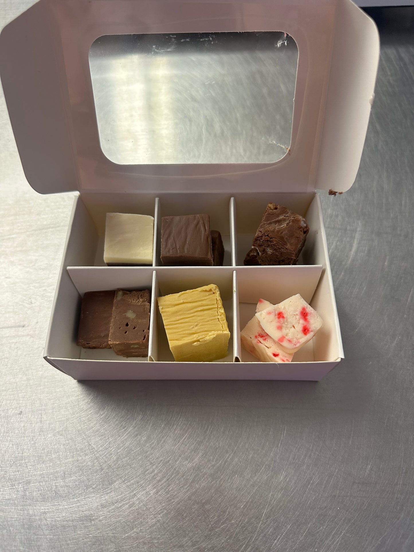 FUDGE sampler box