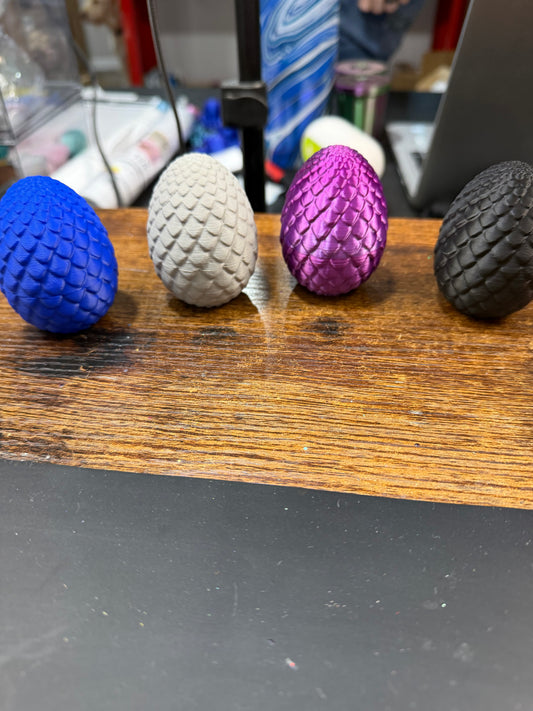 3D printed Dragon egg w/baby dragon inside