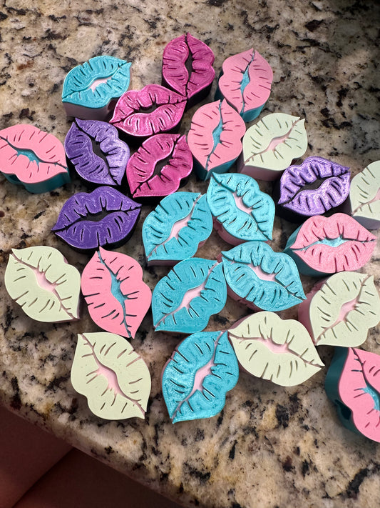 Hickey kiss straw topper