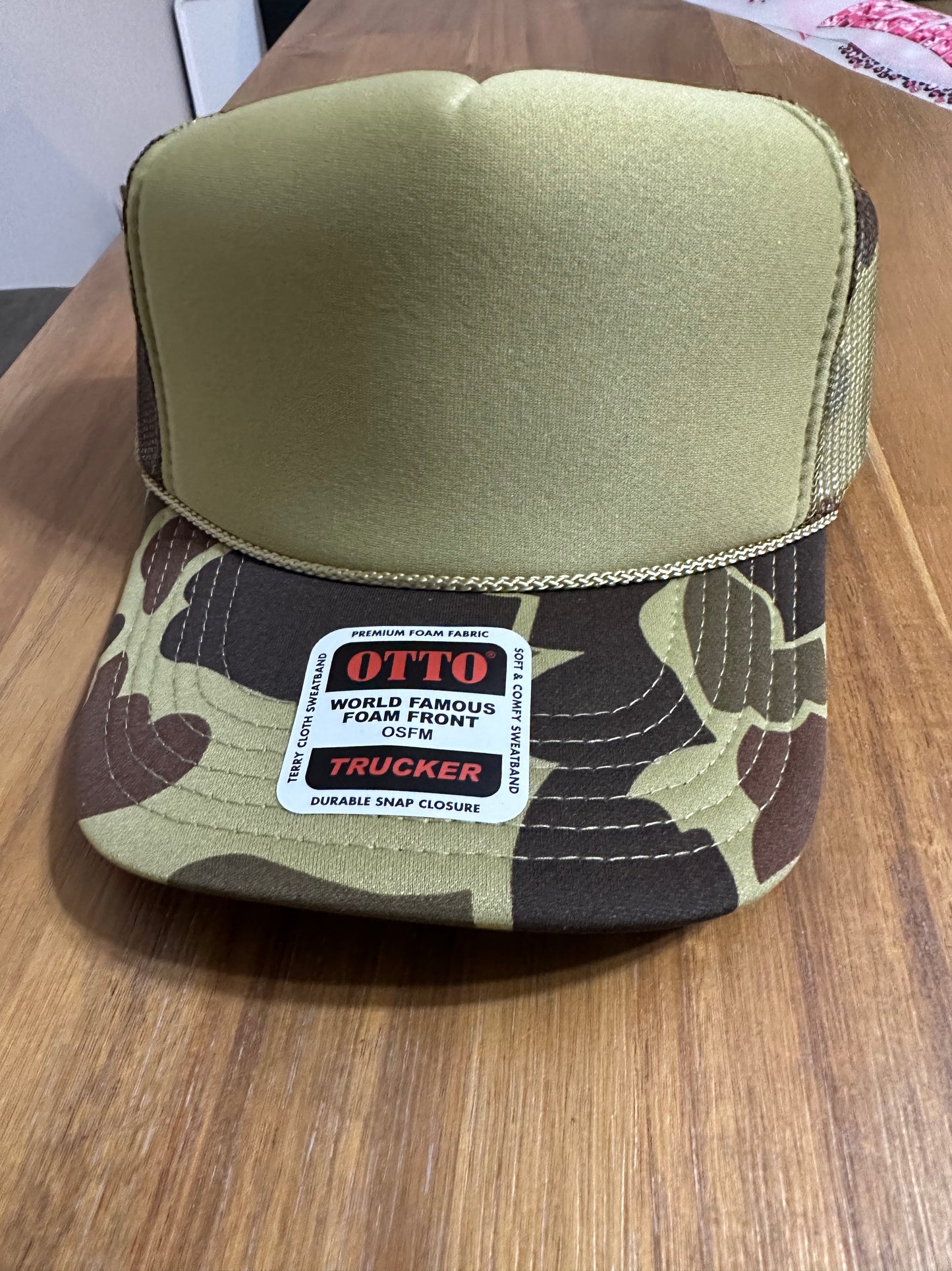 Trucker hat