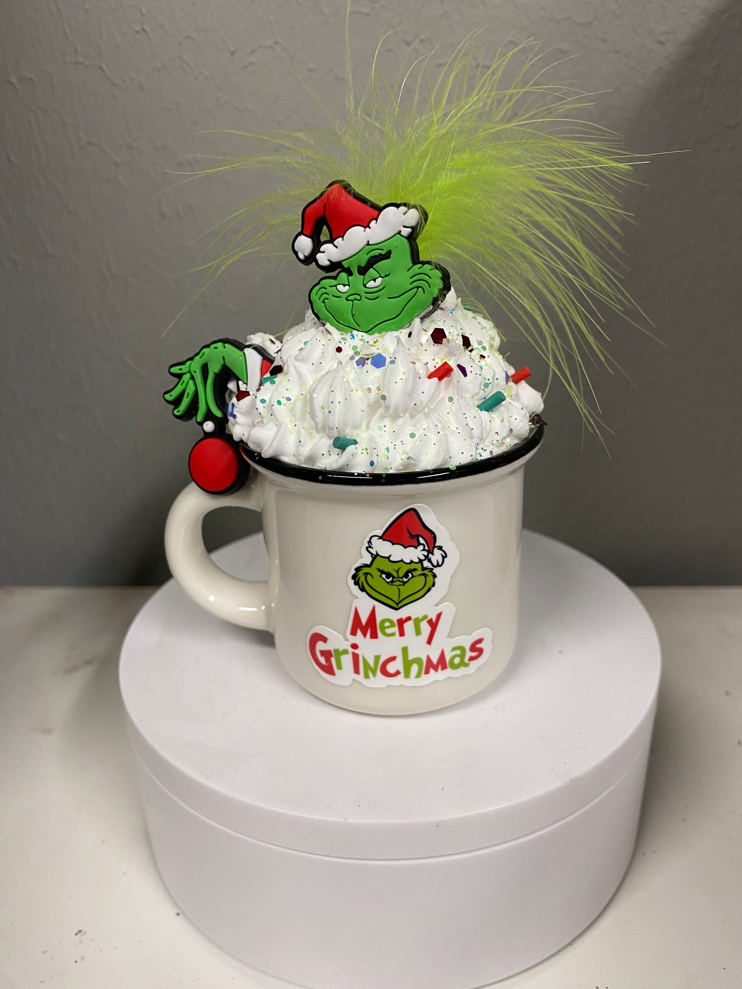 Mini mugs (for decor)