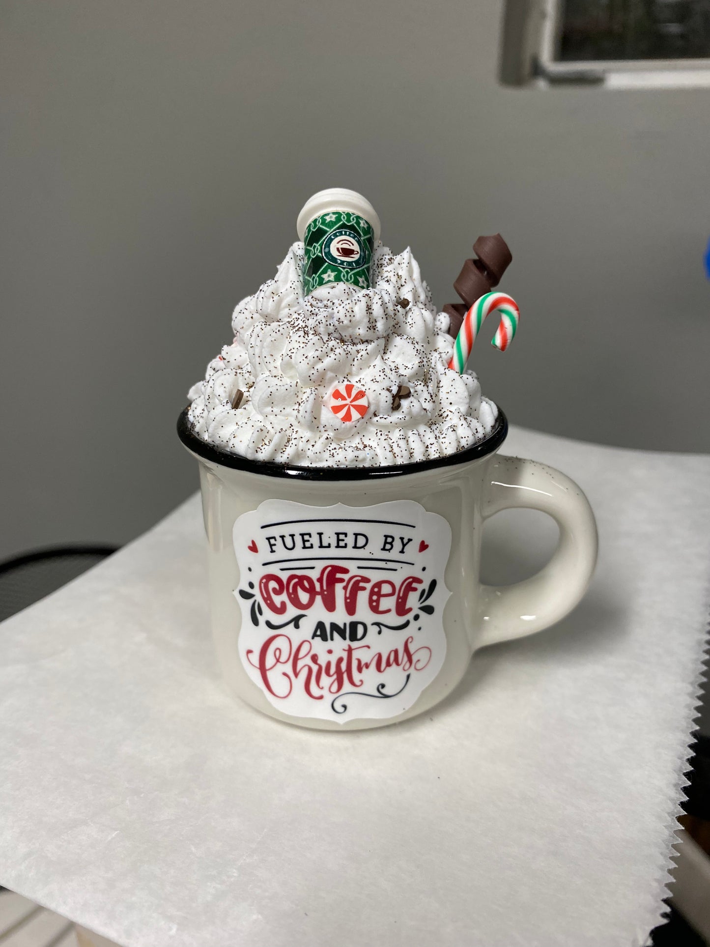 Mini mugs (for decor)