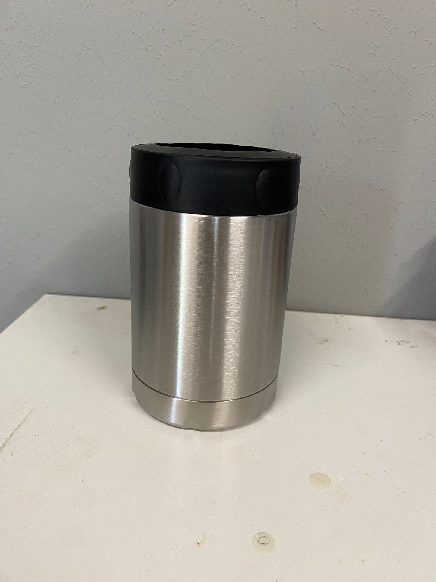 12 oz CUSTOM can cooler